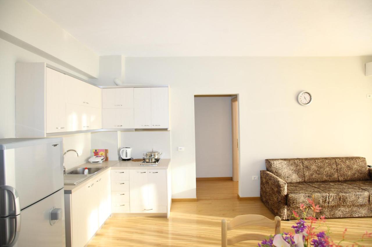 סרנדה Teo Apartaments מראה חיצוני תמונה