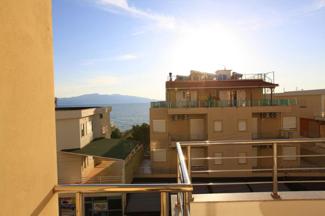 סרנדה Teo Apartaments מראה חיצוני תמונה