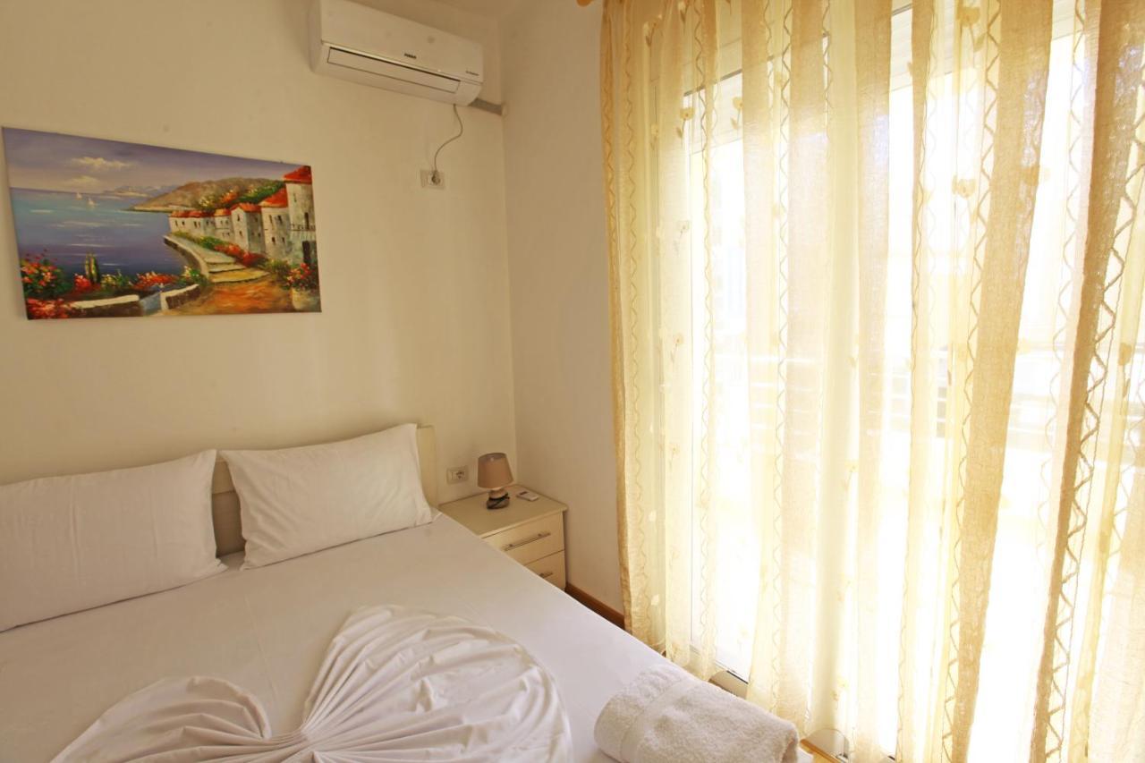 סרנדה Teo Apartaments מראה חיצוני תמונה