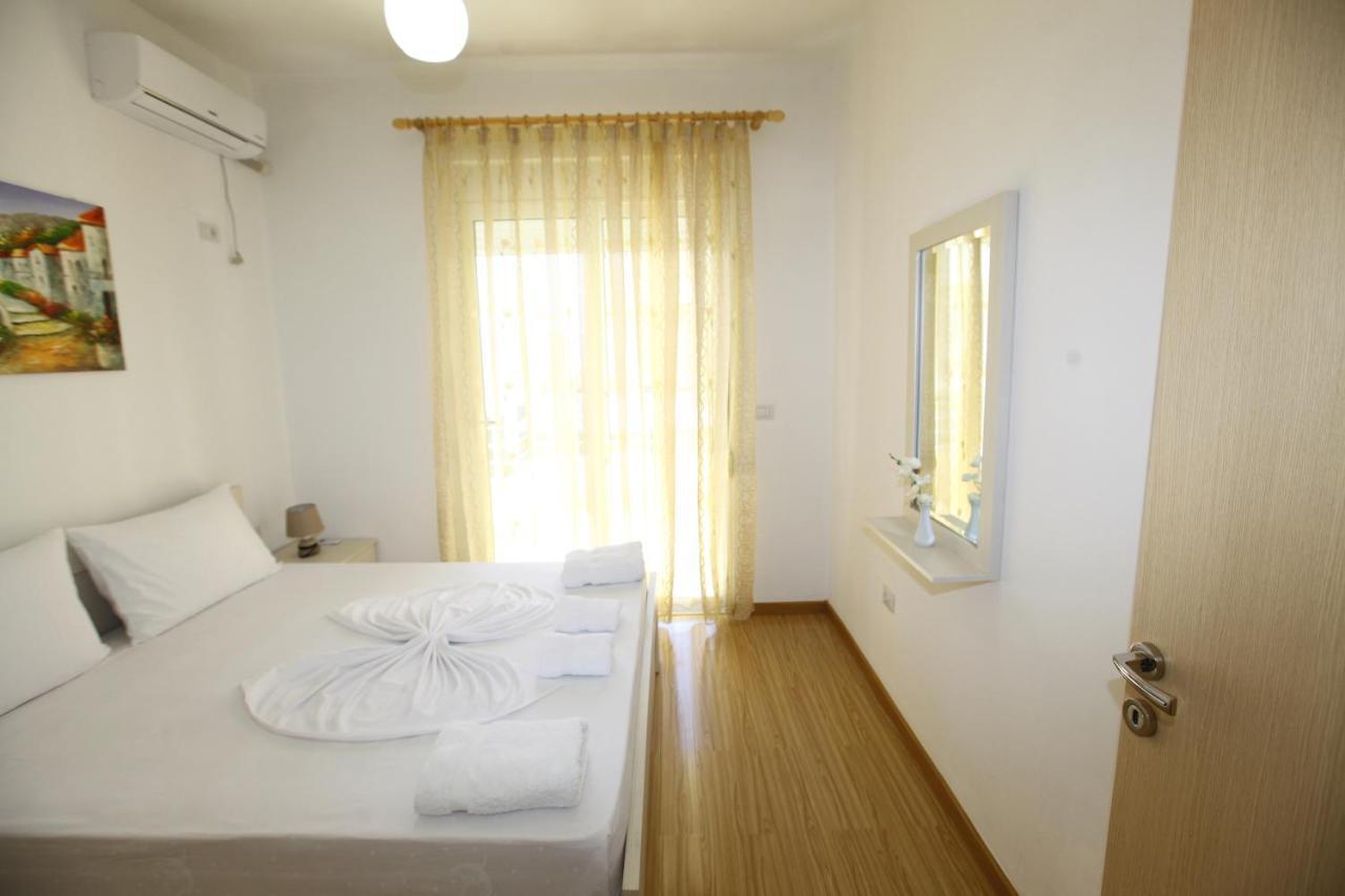 סרנדה Teo Apartaments מראה חיצוני תמונה