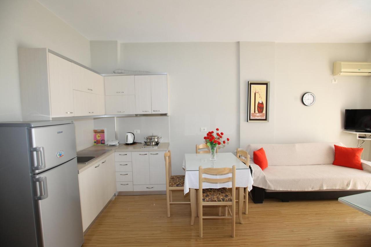 סרנדה Teo Apartaments מראה חיצוני תמונה