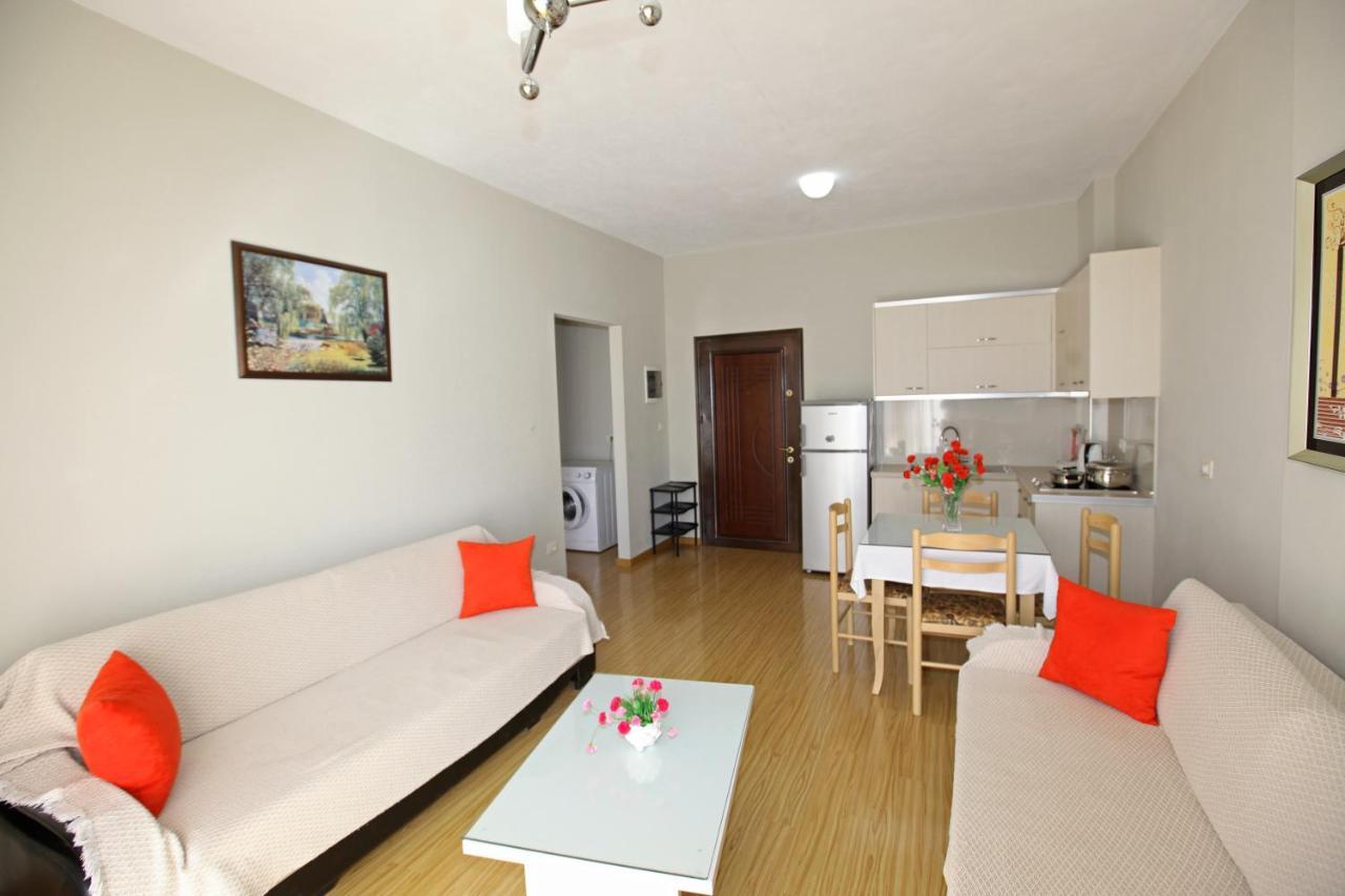 סרנדה Teo Apartaments מראה חיצוני תמונה
