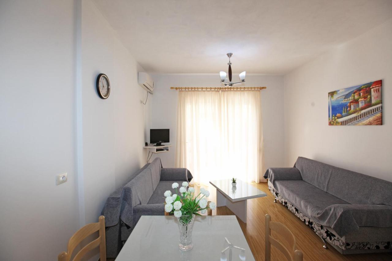 סרנדה Teo Apartaments מראה חיצוני תמונה