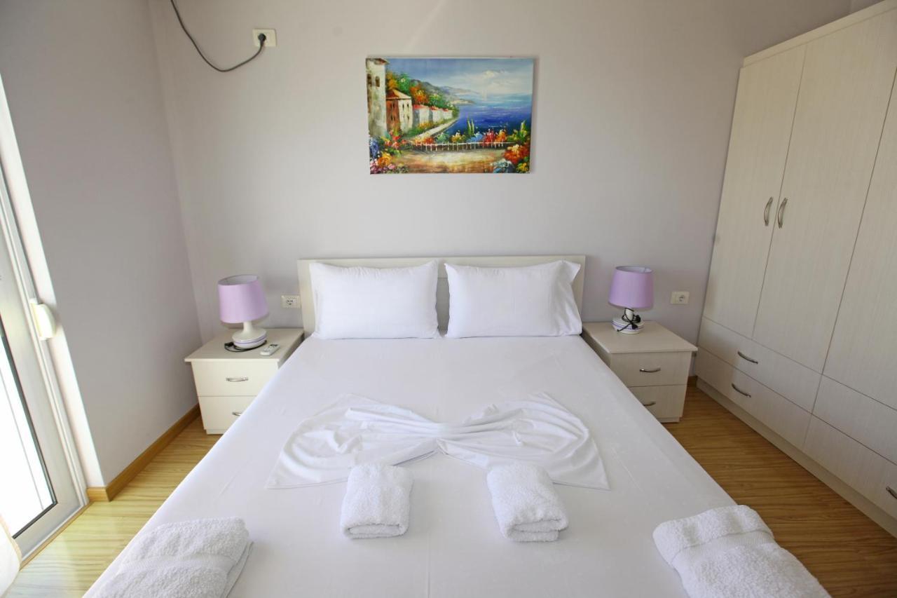 סרנדה Teo Apartaments מראה חיצוני תמונה